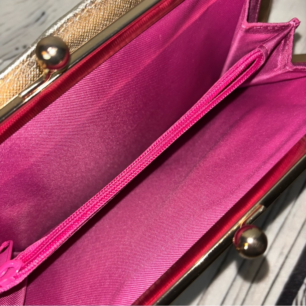 Genuine Leather Kisslock Wallet - Picture 5 of 7